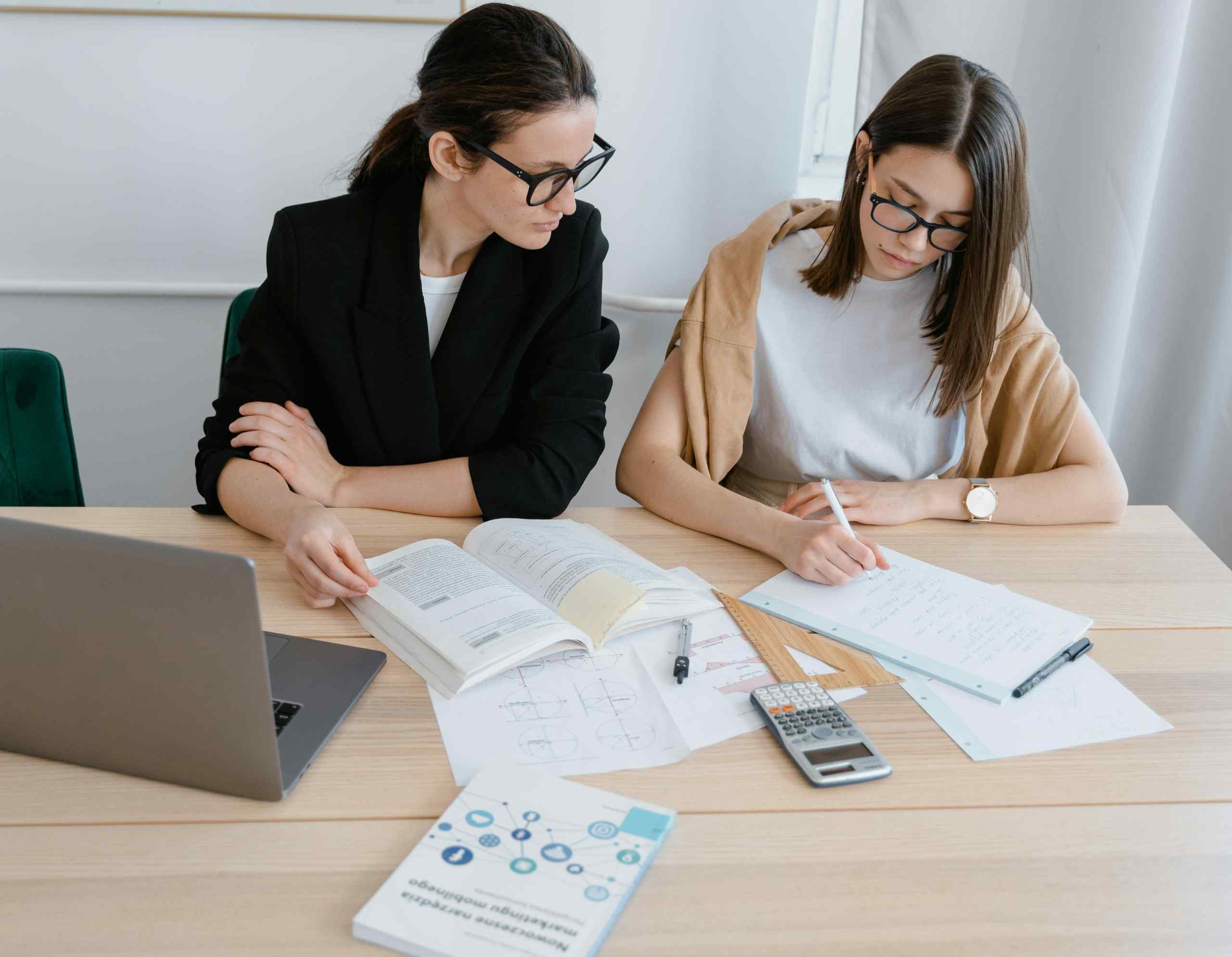 How to Thrive as a Doctor Without Sacrificing Your Happiness